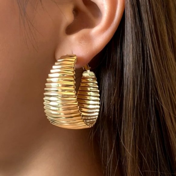 *Neci* Bangle Earrings - Picture 1 of 6